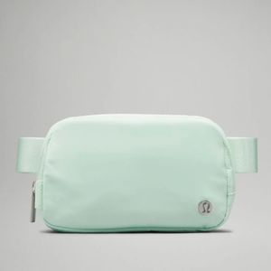 NEW Lululemon Mint Moment Belt Bag